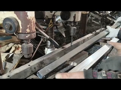 ヨーロッパのスタイル 1.8M 管状鋼フェンス セキュリティ メタルパリスードフェンスパネル